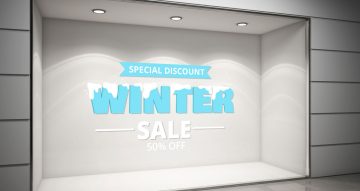 Αυτοκόλλητα καταστημάτων - Winter sale με χιονισμένα γράμματα και ποσοστό έκπτωσης
