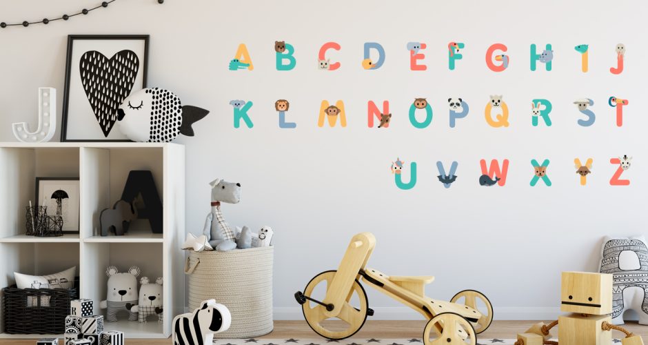 Αλφάβητα - Πολύχρωμο αλφάβητο με πρόσωπα από ζωάκια για κάθε γράμμα