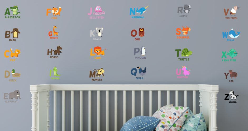 Selected products - Παιδικό αυτοκόλλητο τοίχου με πολύχρωμο αλφάβητο με ζωάκια