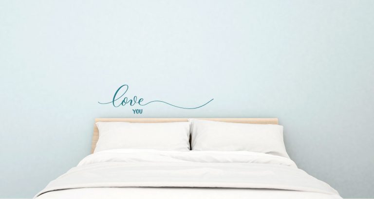 Αυτοκόλλητα Τοίχου - Διακριτικό "love you" μονόχρωμο — εικόνα 1 από 6