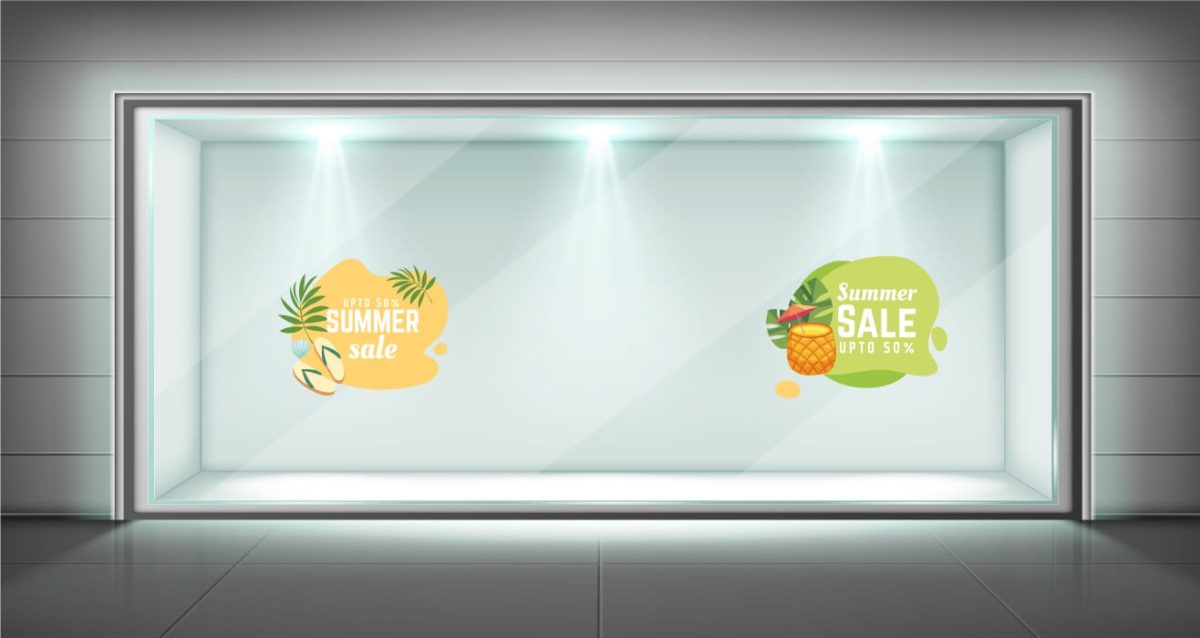 "Summer Sales Essentials" - Αυτοκόλλητο Βιτρίνας με Καλοκαιρινά Αντικείμενα ☀️🏖️ — εικόνα 1 από 4