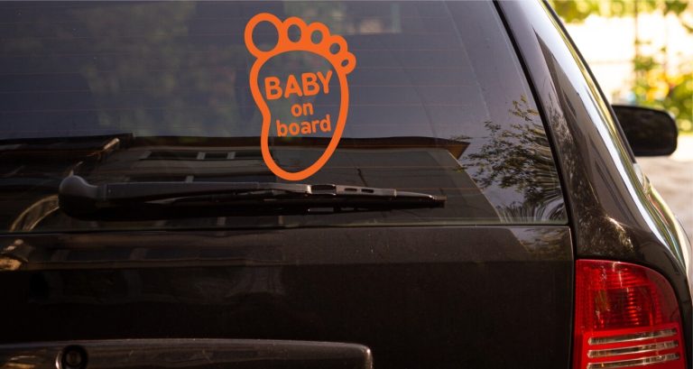 Baby on Board - Αυτοκόλλητο Βινύλιο "Baby Footprint - Baby on Board" για Αυτοκίνητο 🚗👶 — εικόνα 1 από 3 Baby on Board - Αυτοκόλλητο Βινύλιο "Baby Footprint - Baby on Board" για Αυτοκίνητο 🚗👶 — εικόνα 1 από 3