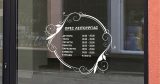 Αυτοκόλλητο Ωράριο για Κομμωτήριο — εικόνα 1 από 5