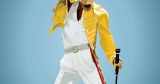 Freddie Mercury - Freddie Mercury – Σκίτσο με Υψωμένη Γροθιά σε Γαλάζιο Φόντο — εικόνα 1 από 6